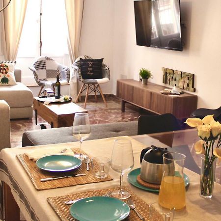 Gatu Premium Villa Aramburu, " Preferente Mayores De 25 Anos Y Familias " El Puerto de Santa María Dış mekan fotoğraf