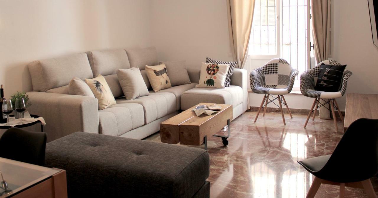 Gatu Premium Villa Aramburu, " Preferente Mayores De 25 Anos Y Familias " El Puerto de Santa María Dış mekan fotoğraf