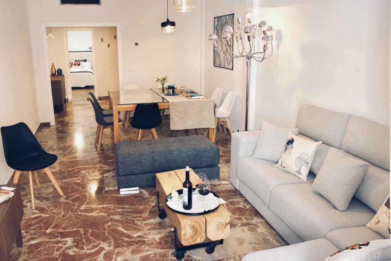 Gatu Premium Villa Aramburu, " Preferente Mayores De 25 Anos Y Familias " El Puerto de Santa María Dış mekan fotoğraf